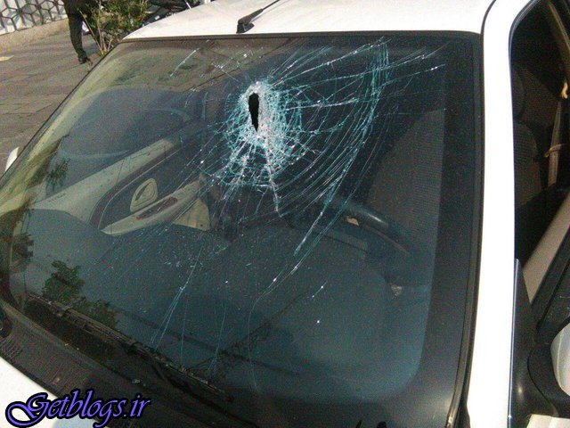 عکس) + حمله به خودروی نماینده سبزوار برابر مجلس (