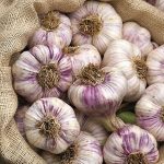 کم کردن خطر مبتلا شدن به سرطان و دیابت با مصرف سیر