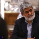 آتش زدن پرچم آمریکا در مجلس درست نبود / با این کار مردم آمریکا را در برابر خودمان قرار میدهیم ، مطهری